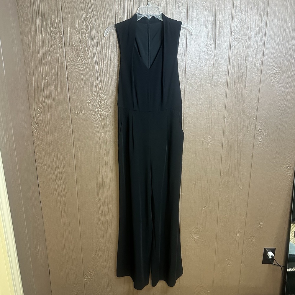 Antonio Melani Black V-Neck Wide Leg Jumpsuit Sz 4 Formal Career Wear Back Tie
